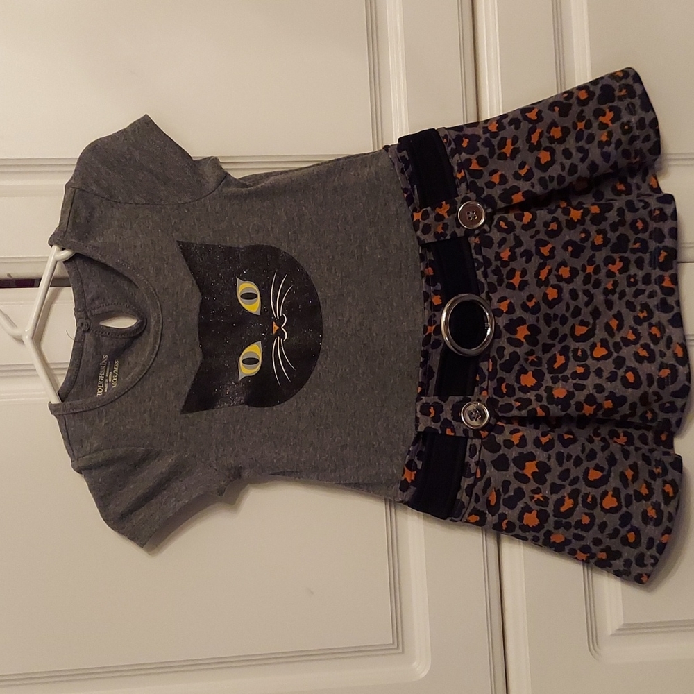 Kids 24 Mos. Dress Grey with black kitty cat face, pink and black paw prints.